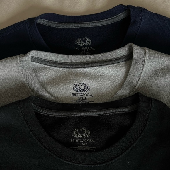 BUNDLE Fruit of the Loom Crewnecks - Picture 4 of 4